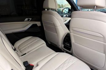 BMW X7 3.0 M50d SUV 5dr Diesel Auto xDrive Euro 6 (s/s) (400 ps)