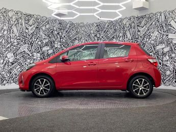 TOYOTA YARIS 1.5 VVT-h Icon Tech Hatchback 5dr Petrol Hybrid E-CVT Euro 6 (s/