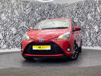 TOYOTA YARIS 1.5 VVT-h Icon Tech Hatchback 5dr Petrol Hybrid E-CVT Euro 6 (s/