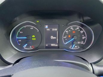 TOYOTA YARIS 1.5 VVT-h Icon Tech Hatchback 5dr Petrol Hybrid E-CVT Euro 6 (s/