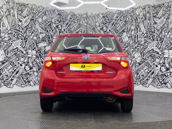 TOYOTA YARIS 1.5 VVT-h Icon Tech Hatchback 5dr Petrol Hybrid E-CVT Euro 6 (s/