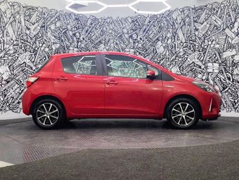 TOYOTA YARIS 1.5 VVT-h Icon Tech Hatchback 5dr Petrol Hybrid E-CVT Euro 6 (s/