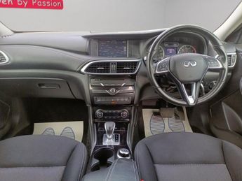 INFINITI Q30 1.6T Business Executive Hatchback 5dr Petrol DCT Euro 6 (s/s) (1