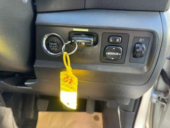 TOYOTA COROLLA VERSO 2.2 D-4D T Spirit MPV 5dr Diesel Manual (167 g/km, 134 bhp)