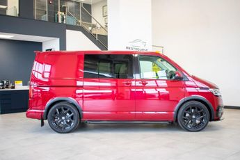 VOLKSWAGEN TRANSPORTER 2.0 BiTDI T32 Highline Panel Van 5dr Diesel DSG 4Motion SWB Euro