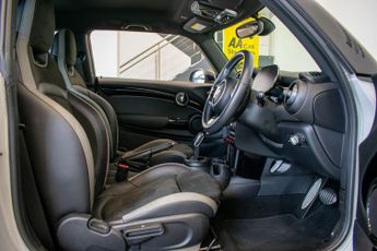 MINI HATCH 2.0 Cooper S Sport Hatchback 3dr Petrol Steptronic Euro 6 (s/s) 