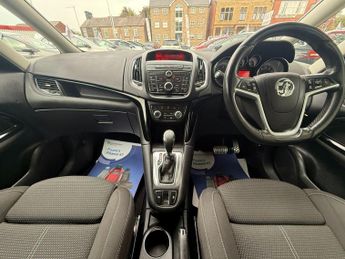 VAUXHALL ZAFIRA TOURER 2.0 CDTi SRi MPV 5dr Diesel Auto Euro 5 (165 ps)