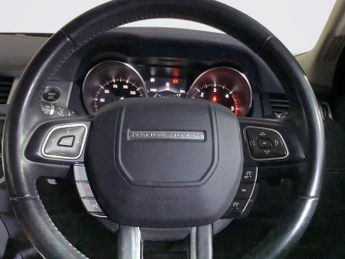 LAND ROVER RANGE ROVER EVOQUE 2.0 TD4 SE Tech SUV 5dr Diesel Auto 4WD Euro 6 (s/s) (180 ps)