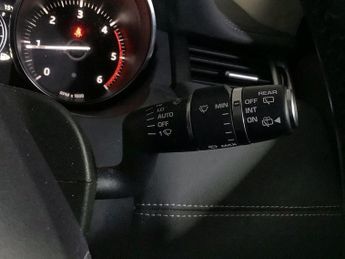 LAND ROVER RANGE ROVER EVOQUE 2.0 TD4 SE Tech SUV 5dr Diesel Auto 4WD Euro 6 (s/s) (180 ps)