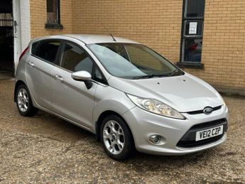 FORD FIESTA 1.4 Zetec Hatchback 5dr Petrol Automatic (154 g/km, 94 bhp)