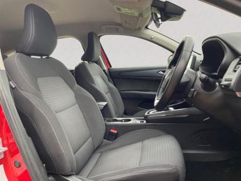 RENAULT ARKANA 1.6 E-TECH Iconic SUV 5dr Petrol Hybrid Auto 2WD Euro 6 (s/s) (1