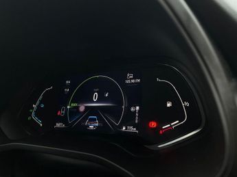 RENAULT ARKANA 1.6 E-TECH Iconic SUV 5dr Petrol Hybrid Auto 2WD Euro 6 (s/s) (1