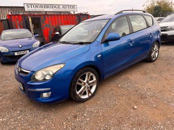 Hyundai I30 1.6 CRDi Premium Estate 5dr Diesel Manual 6 Spd Euro 4 (115 ps)