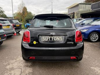 MINI Electric Hatch Cooper SE 32.6kWh Level 3 Hatchback 3dr Electric Auto (184 ps)