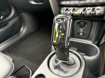 MINI Electric Hatch Cooper SE 32.6kWh Level 3 Hatchback 3dr Electric Auto (184 ps)