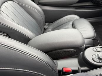 MINI Electric Hatch Cooper SE 32.6kWh Level 3 Hatchback 3dr Electric Auto (184 ps)