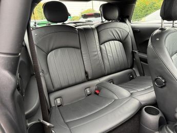 MINI Electric Hatch Cooper SE 32.6kWh Level 3 Hatchback 3dr Electric Auto (184 ps)