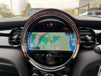 MINI Electric Hatch Cooper SE 32.6kWh Level 3 Hatchback 3dr Electric Auto (184 ps)