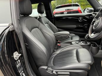 MINI Electric Hatch Cooper SE 32.6kWh Level 3 Hatchback 3dr Electric Auto (184 ps)