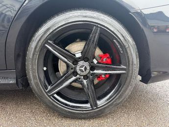 MERCEDES-BENZ C-CLASS 2.1 C220d AMG Line Saloon 4dr Diesel 7G-Tronic+ Euro 6 (s/s) (17