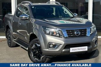 Nissan Navara 2.3 dCi Tekna Pickup Double Cab 4dr Diesel Manual 4WD Euro 6 (s/