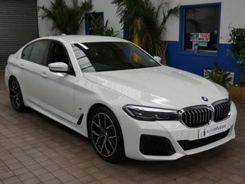 BMW 5 SERIES 2.0 520d MHT M Sport Saloon 4dr Diesel Hybrid Steptronic Euro 6 