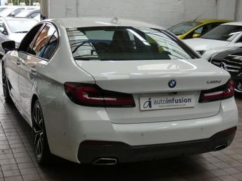 BMW 5 SERIES 2.0 520d MHT M Sport Saloon 4dr Diesel Hybrid Steptronic Euro 6