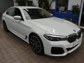 BMW 5 SERIES 2.0 520d MHT M Sport Saloon 4dr Diesel Hybrid Steptronic Euro 6 