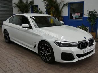 BMW 5 SERIES 2.0 520d MHT M Sport Saloon 4dr Diesel Hybrid Steptronic Euro 6 