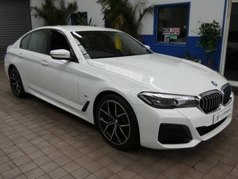 BMW 5 SERIES 2.0 520d MHT M Sport Saloon 4dr Diesel Hybrid Steptronic Euro 6 