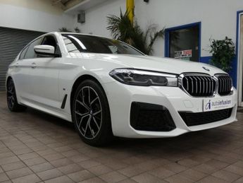 BMW 5 SERIES 2.0 520d MHT M Sport Saloon 4dr Diesel Hybrid Steptronic Euro 6 