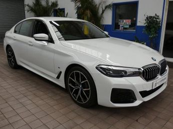 BMW 5 SERIES 2.0 520d MHT M Sport Saloon 4dr Diesel Hybrid Steptronic Euro 6 