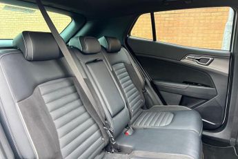 KIA SPORTAGE 1.6 T-GDi MHEV GT-Line S SUV 5dr Petrol Hybrid DCT AWD Euro 6 (s