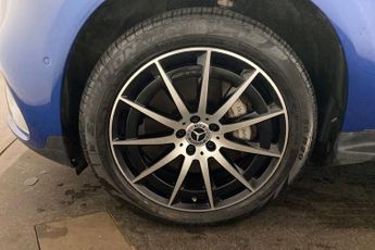 MERCEDES-BENZ EQC EQC 400 80kWh AMG Line SUV 5dr Electric Auto 4MATIC (408 ps) Med