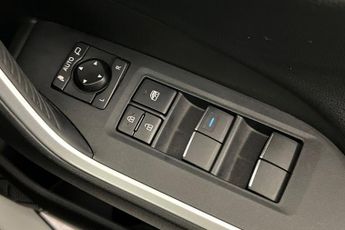 TOYOTA RAV4 2.5 VVT-h Icon SUV 5dr Petrol Hybrid CVT Euro 6 (s/s) (218 ps) R