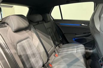 VOLKSWAGEN GOLF 2.0 TDI GTD Hatchback 5dr Diesel DSG Euro 6 (s/s) (200 ps) Front