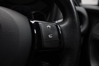 TOYOTA YARIS 1.5 VVT-h Excel Hatchback 5dr Petrol Hybrid E-CVT Euro 6 (15in A