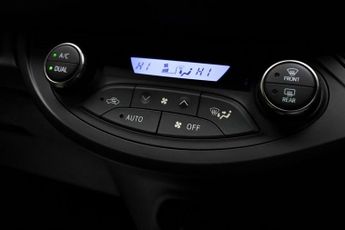 TOYOTA YARIS 1.5 VVT-h Excel Hatchback 5dr Petrol Hybrid E-CVT Euro 6 (15in A