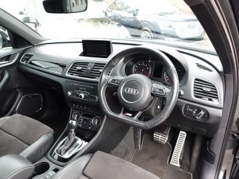 AUDI Q3 1.4 TFSI CoD Black Edition SUV 5dr Petrol S Tronic Euro 6 (s/s) 