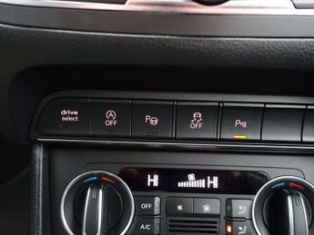 AUDI Q3 1.4 TFSI CoD Black Edition SUV 5dr Petrol S Tronic Euro 6 (s/s) 