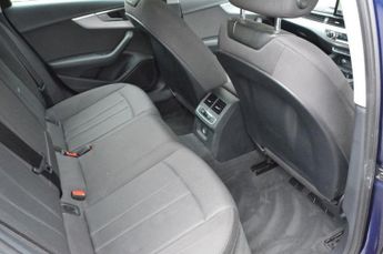 AUDI A4 2.0 TFSI 35 Technik Saloon 4dr Petrol Manual Euro 6 (s/s) (150 p