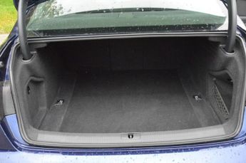 AUDI A4 2.0 TFSI 35 Technik Saloon 4dr Petrol Manual Euro 6 (s/s) (150 p