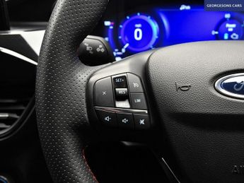 FORD KUGA 2.5 EcoBoost Duratec 14.4kWh ST-Line SUV 5dr Petrol Plug-in Hybr