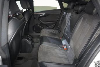 AUDI A5 2.0 TDI 40 S line Sportback 5dr Diesel S Tronic quattro Euro 6 (