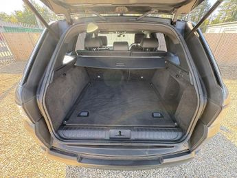 LAND ROVER RANGE ROVER SPORT 3.0 SD V6 HSE SUV 5dr Diesel Auto 4WD Euro 6 (s/s) (306 ps)