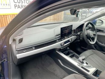AUDI A4 2.0 TDI 30 Technik Saloon 4dr Diesel S Tronic Euro 6 (s/s) (136 
