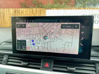 AUDI A4 2.0 TDI 30 Technik Saloon 4dr Diesel S Tronic Euro 6 (s/s) (136 