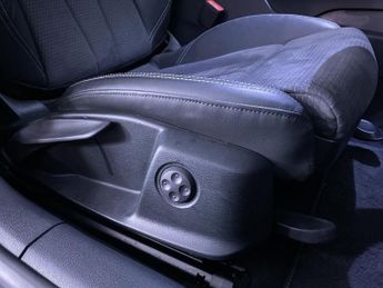 AUDI A5 2.0 TFSI 35 S line Sportback 5dr Petrol S Tronic Euro 6 (s/s) (1