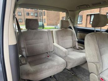 TOYOTA ALPHARD 2.4L