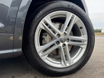 AUDI Q5 2.0 TDI 40 S line SUV 5dr Diesel S Tronic quattro Euro 6 (s/s) (